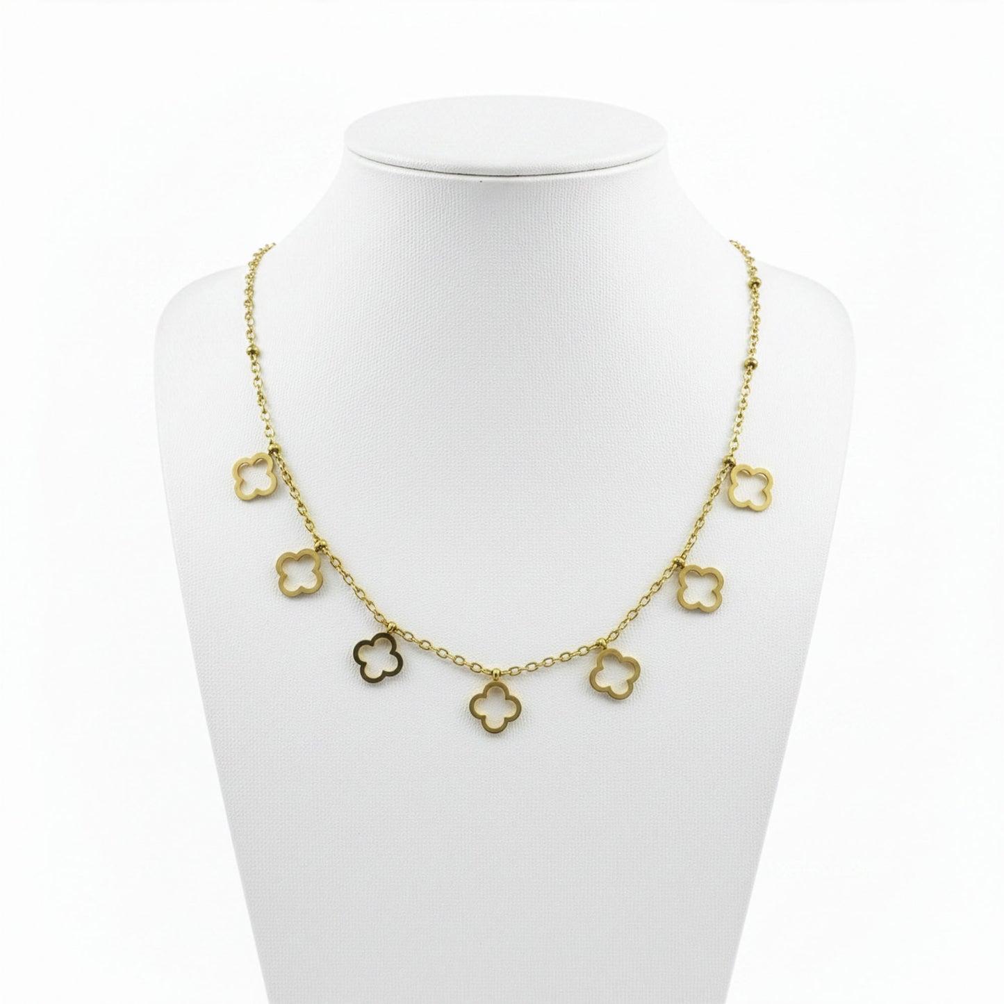 Collier Trèfle Cascade acier inoxydable doré — vue buste blanc | Beauty Store Maroc