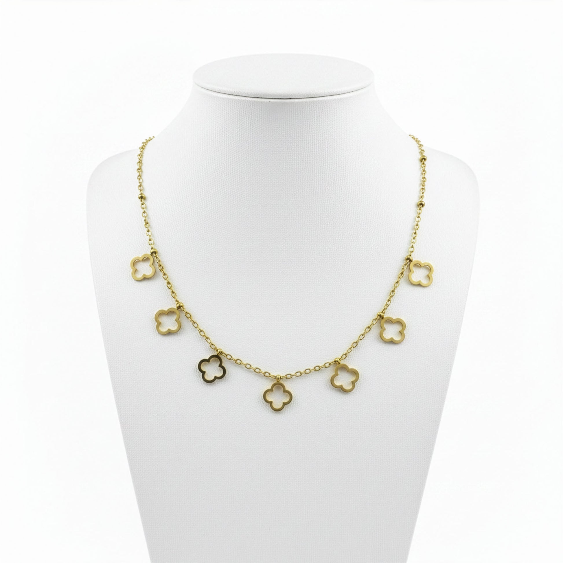 Collier Trèfle Cascade acier inoxydable doré — vue buste blanc | Beauty Store Maroc