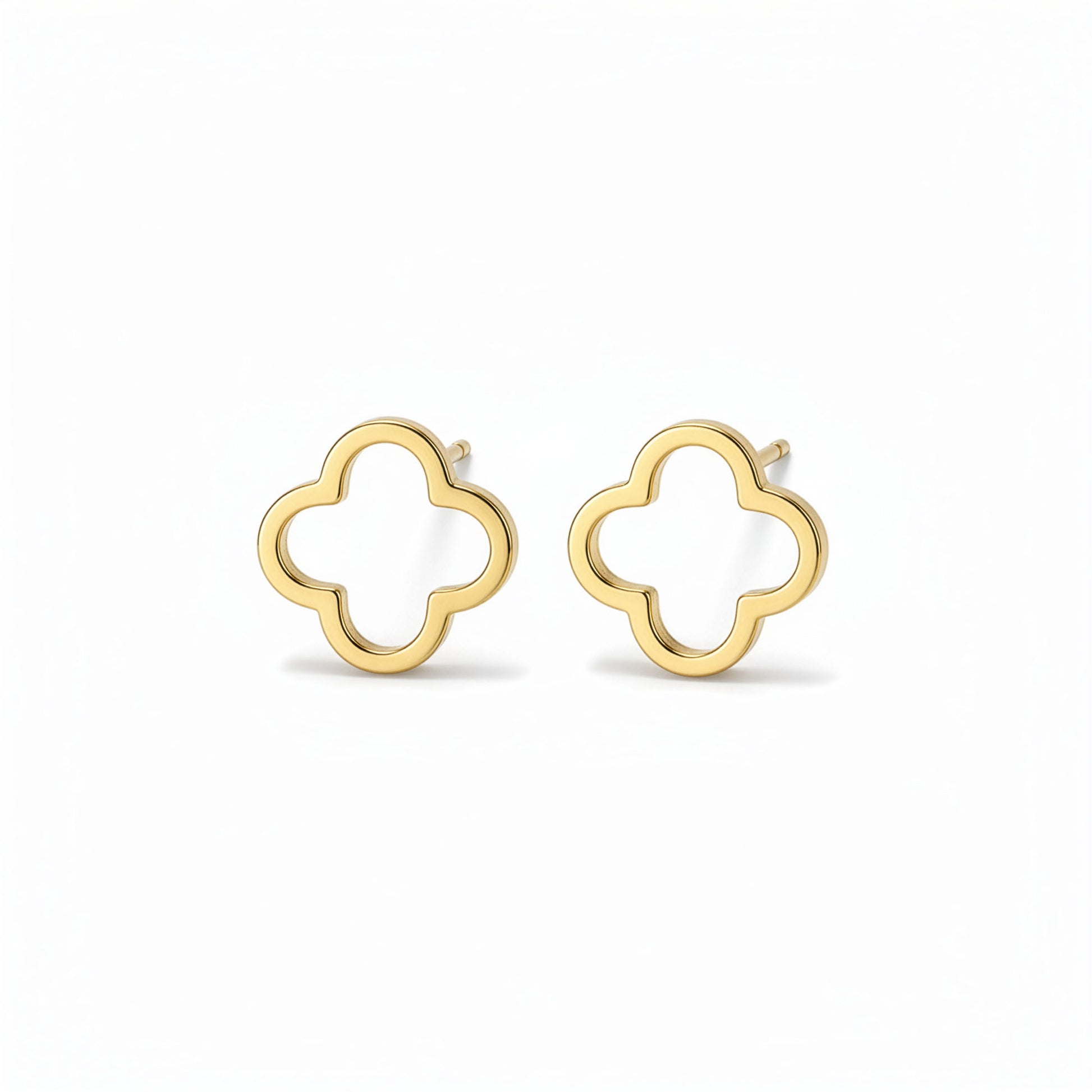 Boucles Trèfle Cascade clous dorés — motif trèfle quatre feuilles ajouré | Beauty Store Maroc