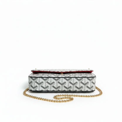 Sac Élara Brume — Détail fermeture magnétique dorée, monogramme graphique
