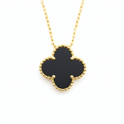 Collier Trèfle Onyx flatlay chaîne dorée 45cm pendentif onyx centré — Beauty Store Maroc