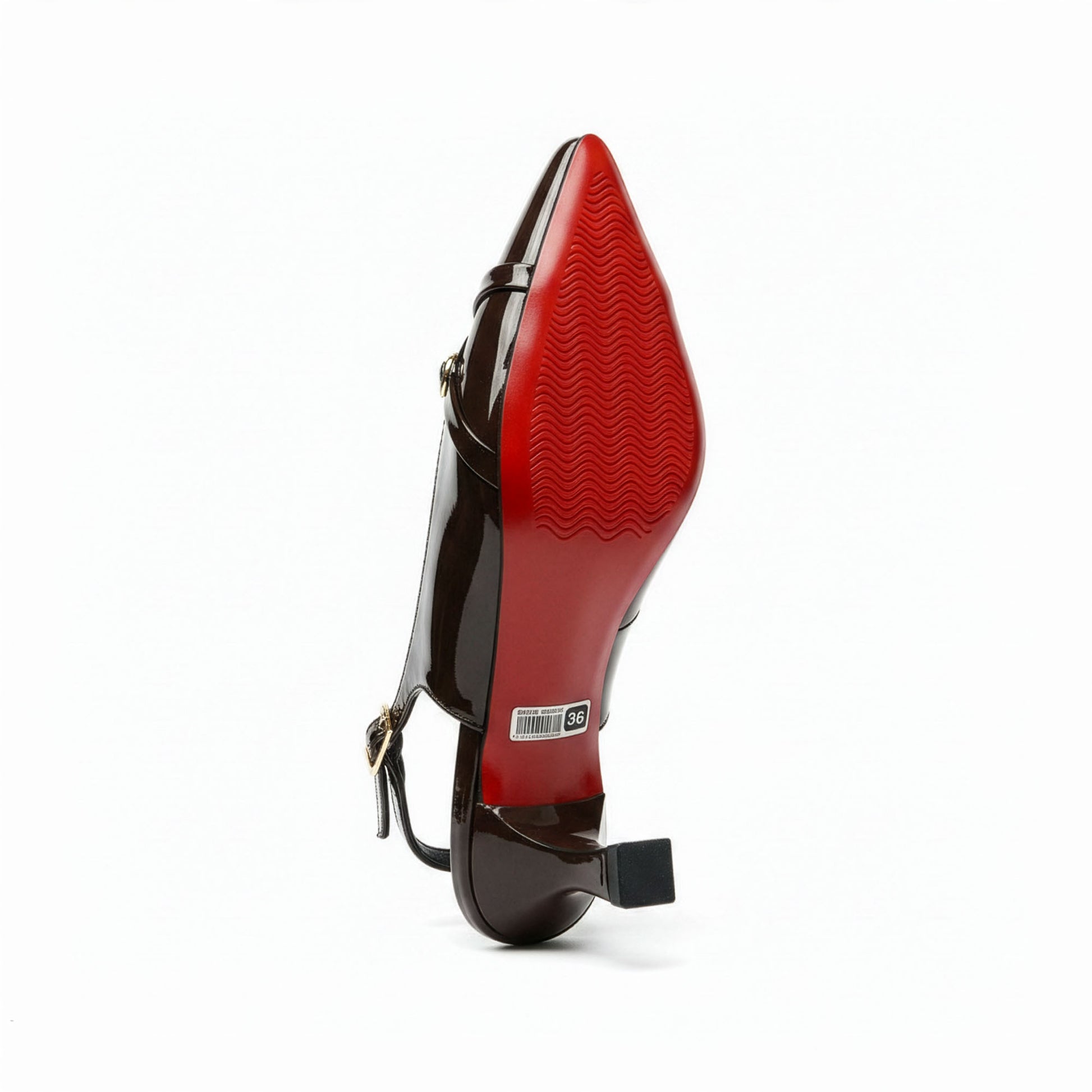 Escarpin Venezia Chocolat - Photo lifestyle thème marbre blanc luxe | Beauty Store Maroc