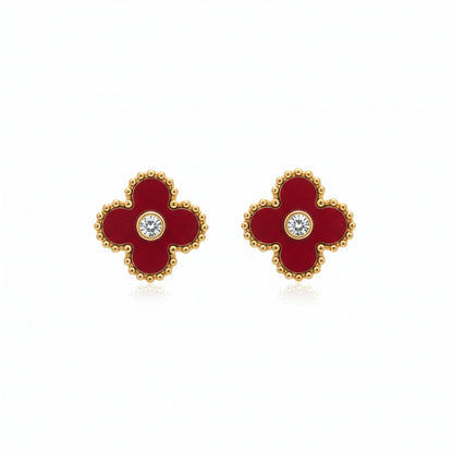 Boucles Trèfle Lumière Vermeil paire espacée fond blanc cristal serti bezet doré — Beauty Store Maroc