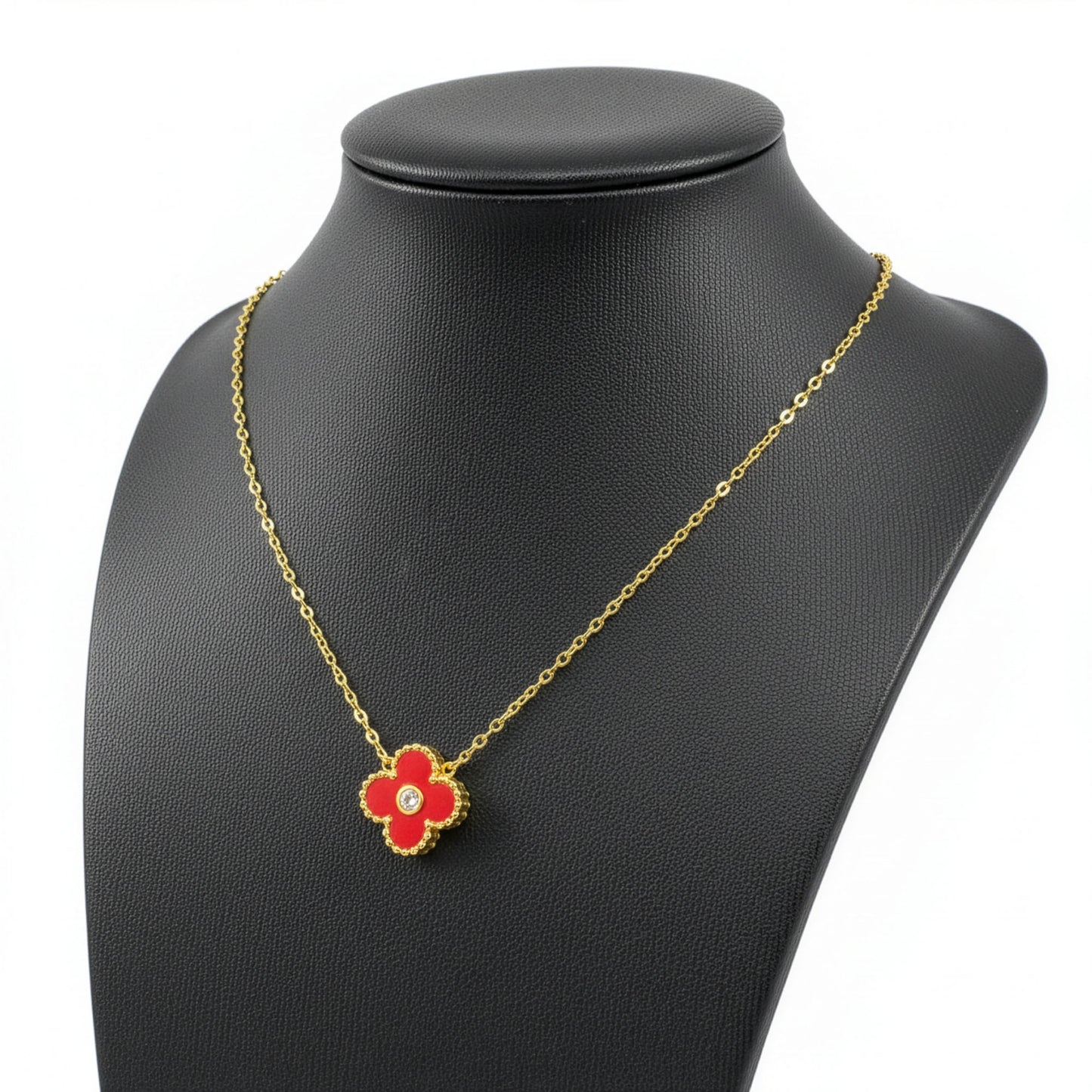 Collier Trèfle Lumière Vermeil — pendentif rouge vermeil cristal central doré sur buste — Beauty Store Maroc