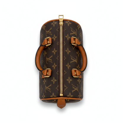 Sac Capri Monogramme Marron — vue de dessus, silhouette tambour et zip doré — Beauty Store Maroc