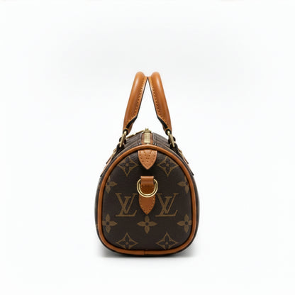 Sac Capri Monogramme Marron — vue de profil, silhouette tambour arrondie — Beauty Store Maroc
