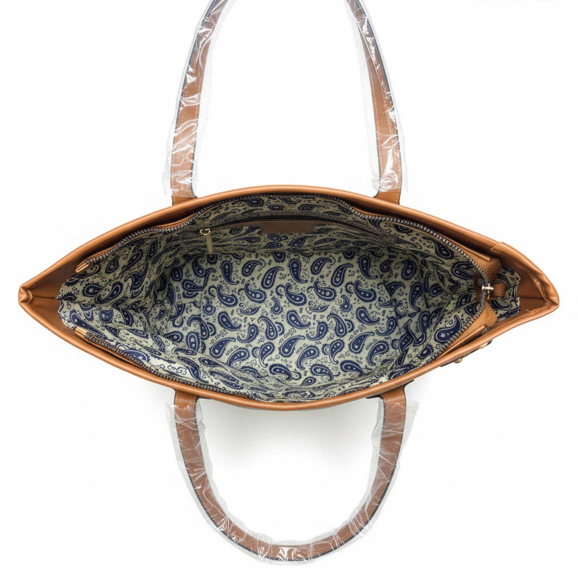 Sac Firenze Camel macro détail rivet doré et attache anse cuir camel | Beauty Store Maroc