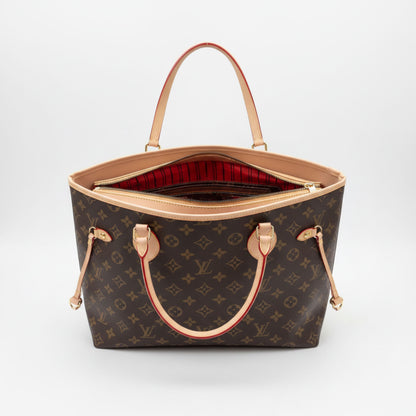 Sac Firenze Monogramme Marron Impérial — intérieur ouvert, doublure rouge fleuron — Beauty Store Maroc